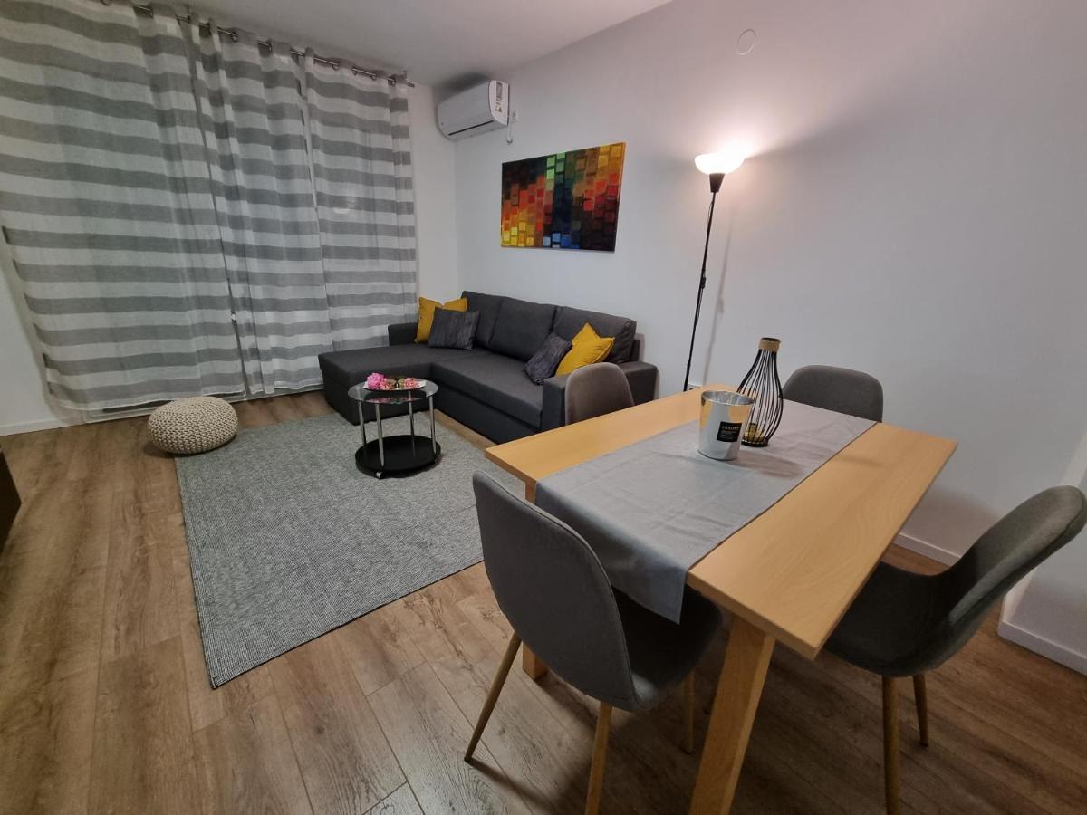 Apartman Simic Apartment Osijek Exterior photo