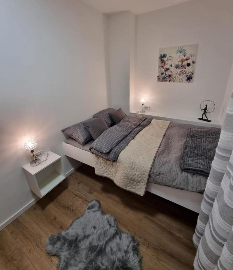 Apartman Simic Apartment Osijek Exterior photo