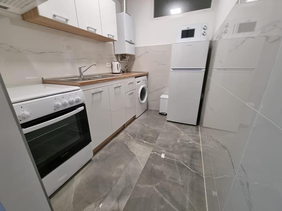Apartman Simic Apartment Osijek Exterior photo